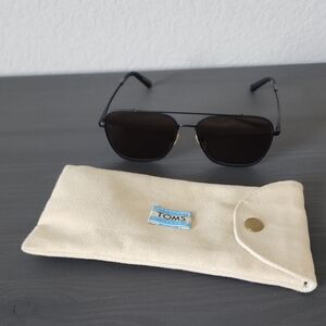 Toms Black Sunglasses with Tan Case